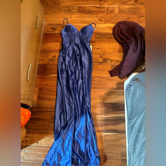 Nwt New Shimmering Blue Dress perfect for homecoming proms dances hoco size 1 - Picture 1 of 11